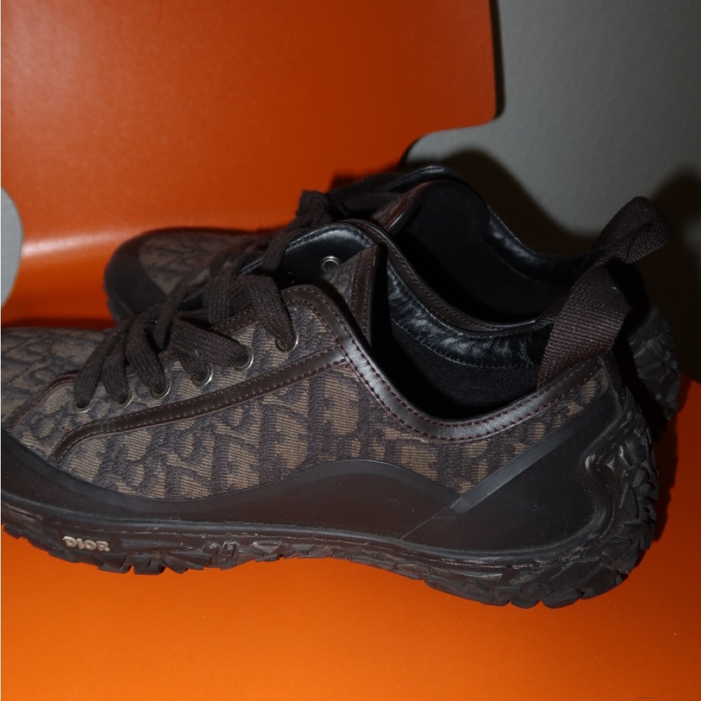 Dior Men’s Oblique Print Sneakers – Brown | Size 42 | Lightly Worn Luxury! - Picture 4 of 4